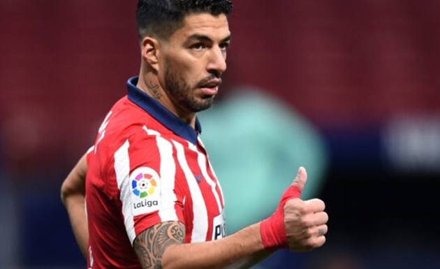 Suarez công khai hậu vệ rắc rối nhất từng đối mặt, đang chơi cho Chelsea