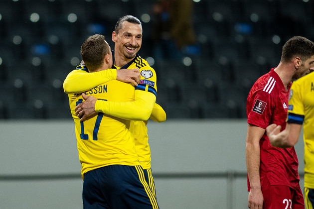 Trở lại ĐTQG, Ibrahimovic ngay lập tức khiến NHM phải trầm trồ