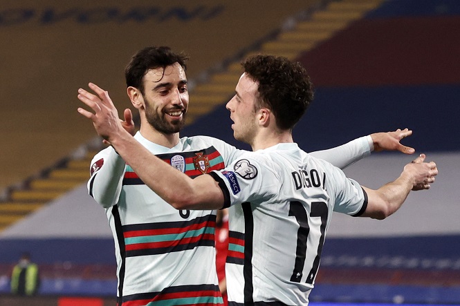 Dàn sao Liverpool bùng nổ thế nào khi lên tuyển?