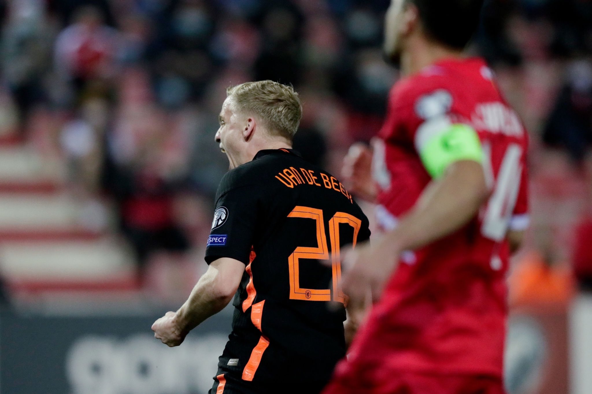 Chấm điểm Van de Beek trong ngày Hà Lan thắng hủy diệt