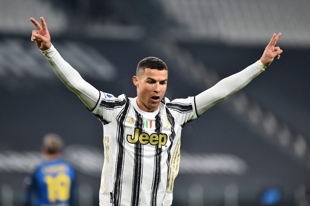 Ronaldo và 4 hợp đồng khôn ngoan để Man Utd nhắm đến thay vì Sancho