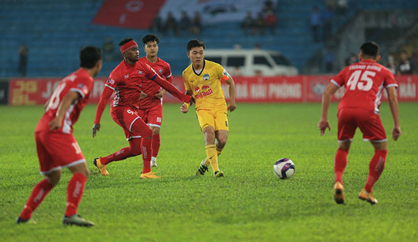 "HAGL đúng là ứng viên sáng giá cho ngai vàng V-League 2021"