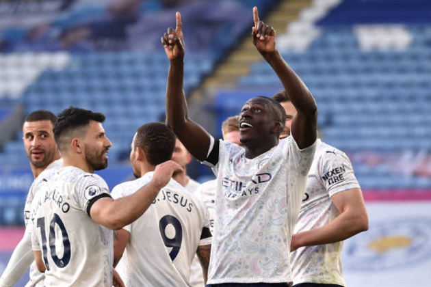 Cái tên không ngờ lập công, Man City xuất sắc hạ gục Leicester