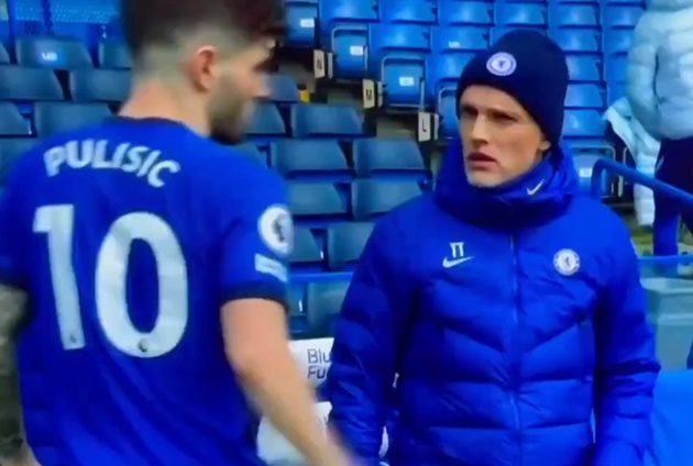Tuchel nhăn nhó với Pulisic, 'cố nhân' chạy đua Werner rời sân sau 13 phút