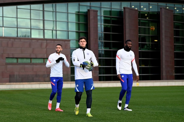 2 sao Chelsea choảng nhau, Alonso nói thẳng 1 câu