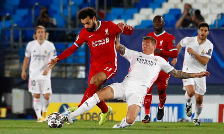 Toni Kroos cho Thiago Alcantara thấy thế nào là "nhảy múa với trái bóng"