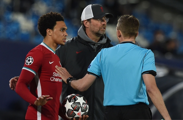Góc Liverpool: Chờ đợi lời khẳng định của Alexander-Arnold!