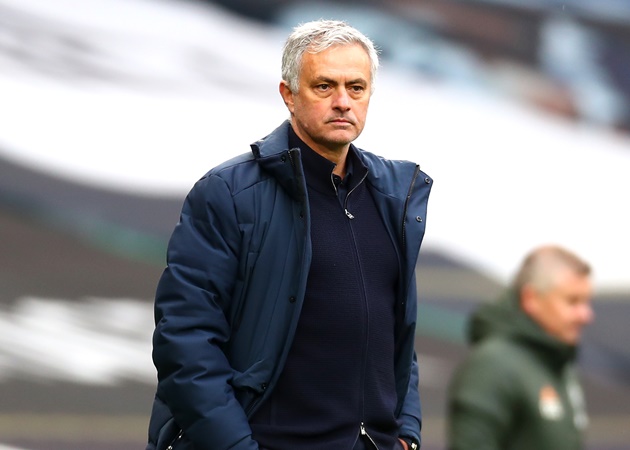 Ảnh bài viết CHOÁNG! Luke Shaw 'xát muối' Mourinho sau 1 hành động với Ole
