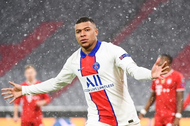 Xem Mbappe tập luyện, Neymar tự nhủ 1 điều