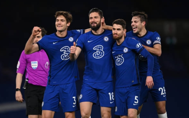 Sao Chelsea: "Vào mùa đông, chúng tôi không có nước nóng để tắm"