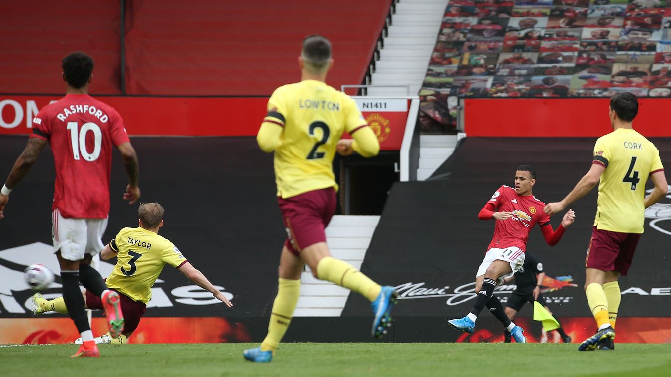 Ảnh bài viết TRỰC TIẾP Man Utd 3-1 Burnley (Kết thúc): Cavani ghi bàn