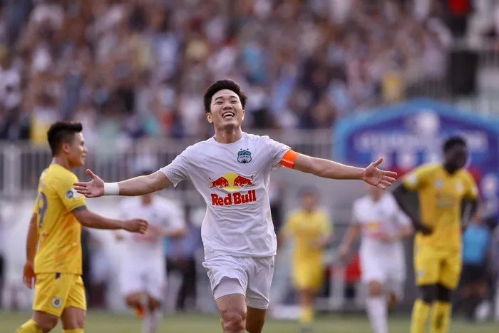 "Xuân Trường đá tốt, nhưng chưa phải là trụ cột ở HAGL"