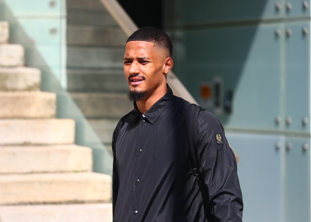 Ảnh bài viết Hành động thiếu suy nghĩ, sao Arsenal bị cấm thi đấu 1 tháng