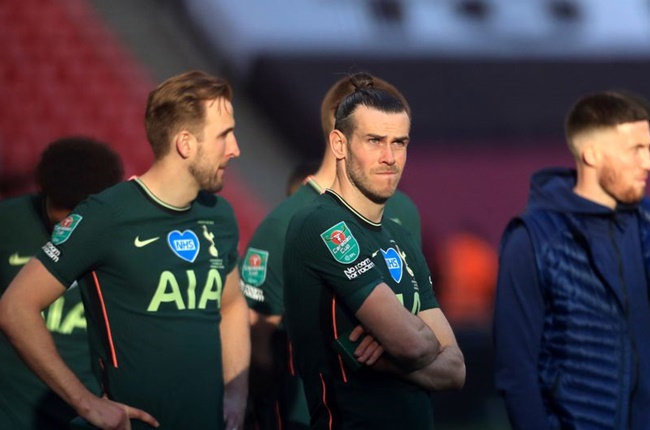 CHOÁNG! Tottenham thua đau Man City, Mesut Ozil mỉa mai quá gắt