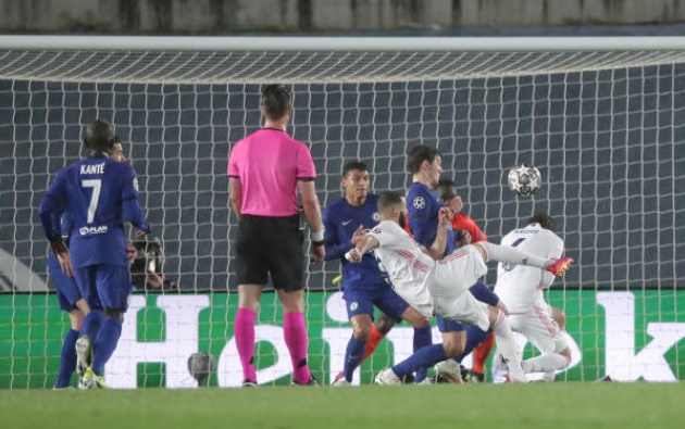 Ảnh bài viết "Anh ấy đã sánh ngang với Raul vĩ đại"