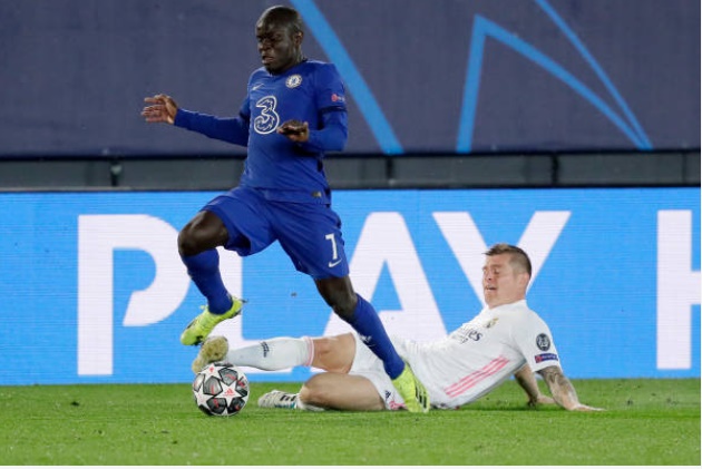 'Kante ở khắp mọi nơi'