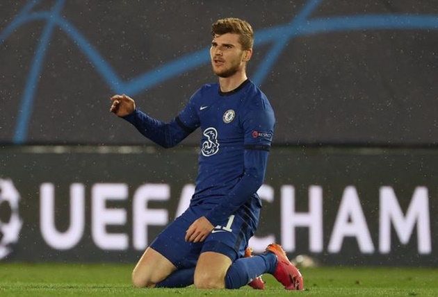 Ảnh bài viết Werner bỏ lỡ cơ hội, Courtois nói 1 câu với Giroud trong đường hầm