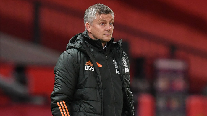 Solskjaer dùng 2 từ để miêu tả 2 bàn thua của Man Utd trận thắng Roma