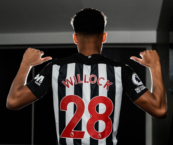 “Arsenal để cậu ta ra đi sẽ là sai lầm”