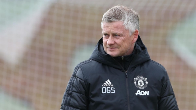 Đối đầu Man Utd, "đá tảng" 50 triệu hùng hồn tuyên bố một điều