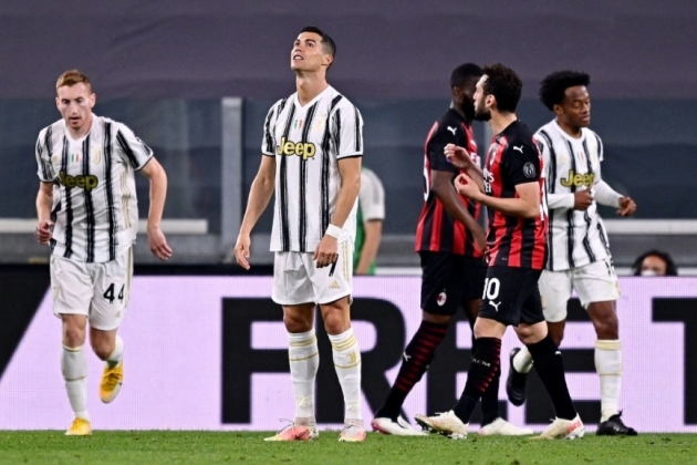 Ảnh bài viết Ronaldo im tiếng, Juventus thua thảm Milan, 'out' luôn top 4