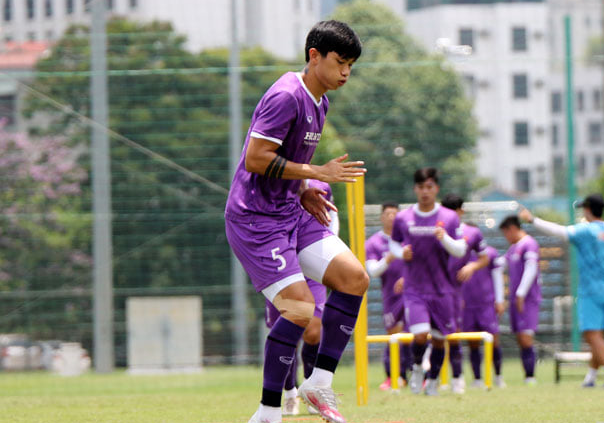 Ảnh bài viết Thầy Park nhận tin vui từ 2 "cơn lốc" cánh trái của ĐT Việt Nam