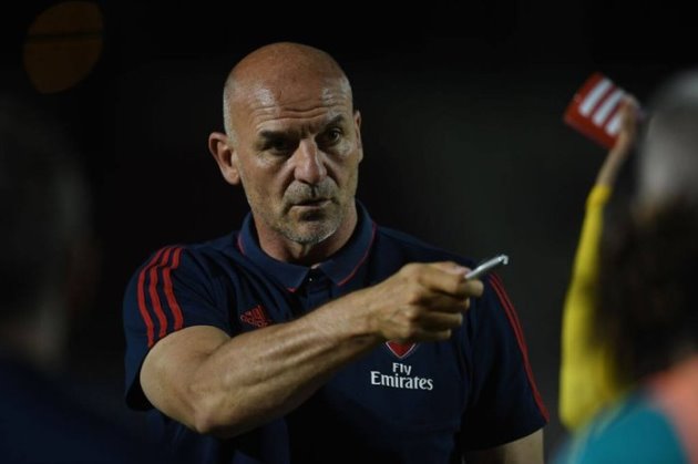 Arsenal chính thức sa thải Steve Bould sau 30 năm gắn bó
