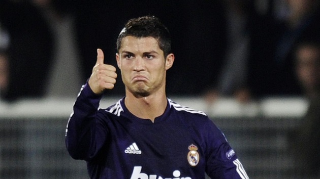 Ảnh bài viết Ronaldo cán mốc khủng với M.U, Real và Juve