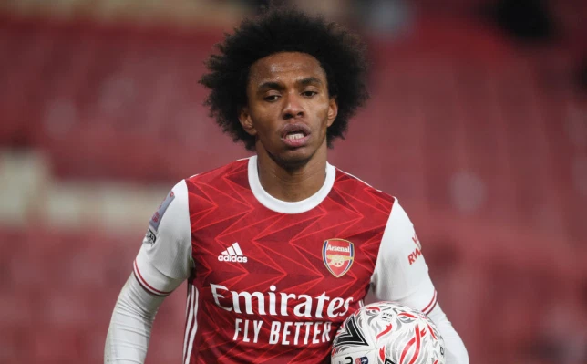 Ảnh bài viết Kém cả Van de Beek, Willian "chạm đáy" ở Ngoại hạng Anh 2020/21