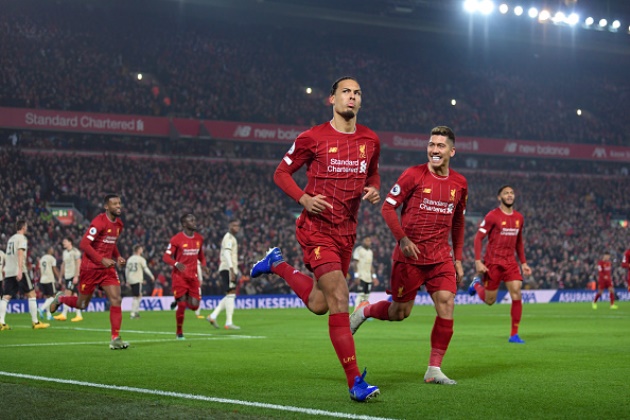 Steven Bergwijn chỉ thẳng trung vệ xuất sắc hơn Virgil van Dijk 