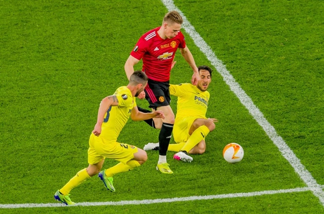'Cỗ máy' toàn diện cày nát Villarreal, Man Utd vẫn thua trong cay đắng