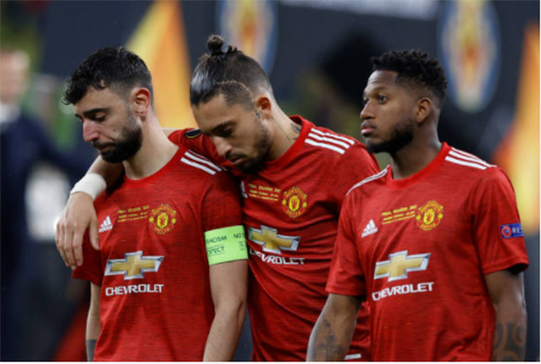 Rio Ferdinand chỉ ra lý do khiến Man Utd thất bại ở trận chung kết