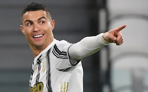 Ảnh bài viết Trở lại Old Trafford, Cristiano Ronaldo có thể mang số áo nào?