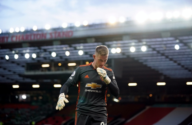 Ảnh bài viết Thượng tầng Man Utd ra quyết định bất ngờ về Dean Henderson?
