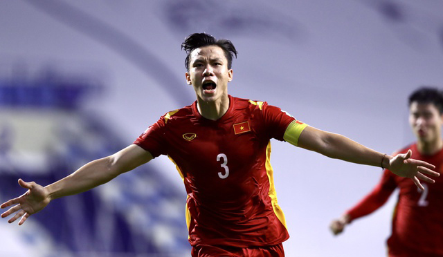 Ảnh bài viết Thắng nghẹt thở Malaysia, ĐT Việt Nam 'tử chiến' UAE tranh ngôi đầu bảng