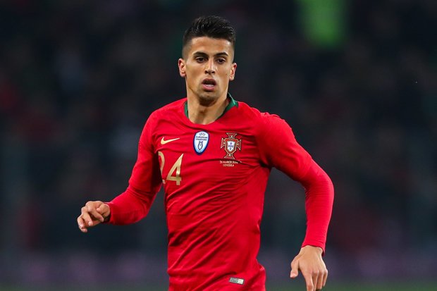 Ảnh bài viết CHÍNH THỨC! Joao Cancelo dương tính COVID-19, sao M.U được triệu tập thay thế