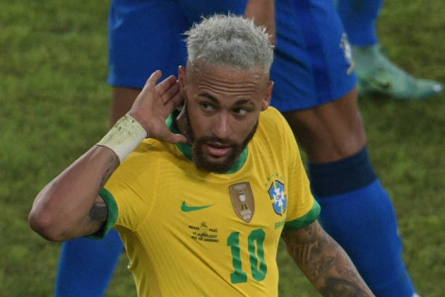 Brazil thắng đậm Peru