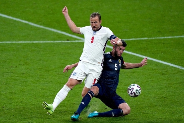 Ảnh bài viết Harry Kane sa sút, thời cơ lại đến với Chelsea và thành Manchester