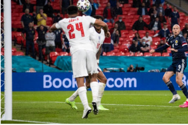 Ảnh bài viết Sao Chelsea cứu thua trước vạch vôi, tuyển Anh thoát hiểm ở Wembley