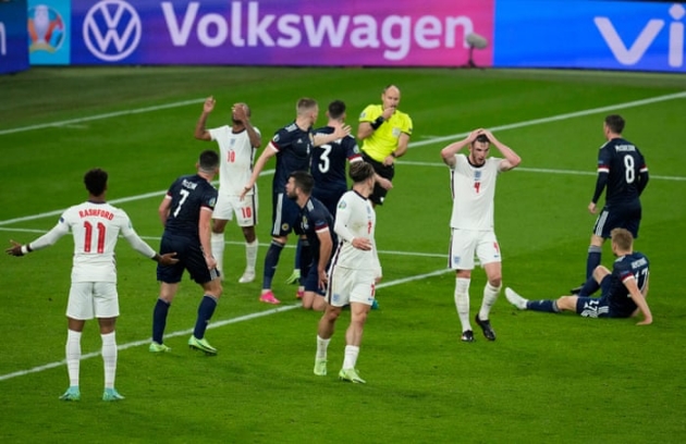 Ảnh bài viết Sao tuyển Anh chê bai đội nhà