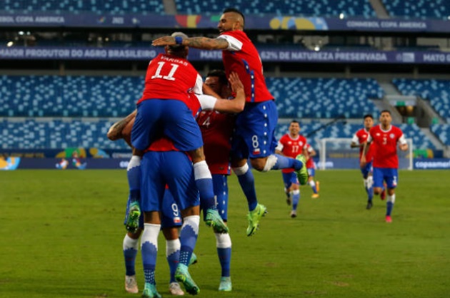 Thắng sát nút, Chile chiếm ngôi đầu bảng A Copa America