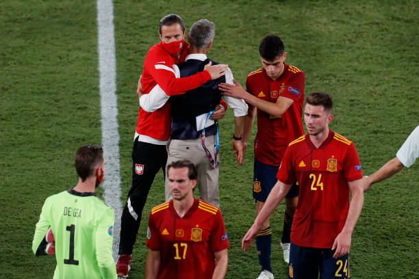 Ảnh bài viết Song sát thảm họa, Tây Ban Nha đánh rơi chiến thắng 