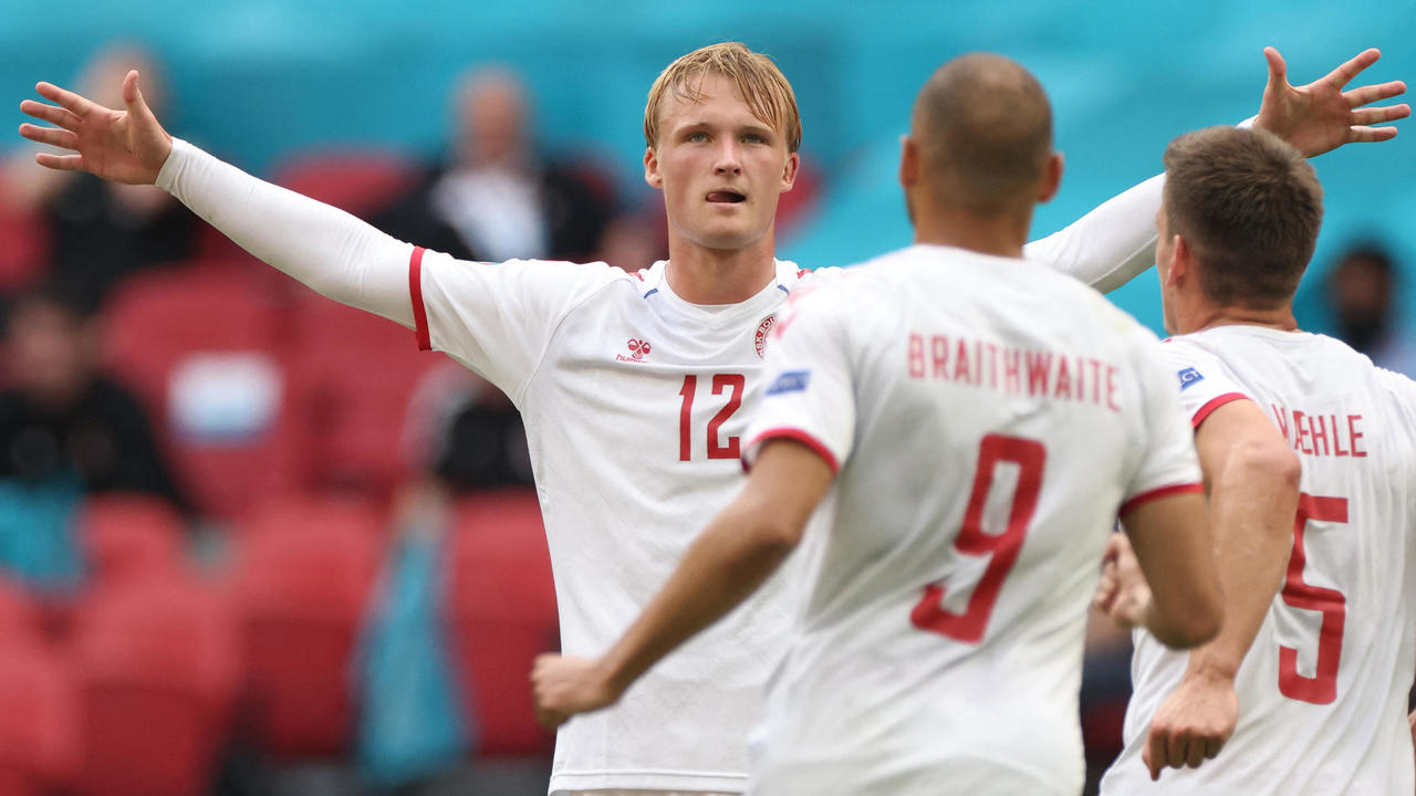 Ảnh bài viết Đan Mạch hủy diệt Xứ Wales nhờ 2 nhân tố mới