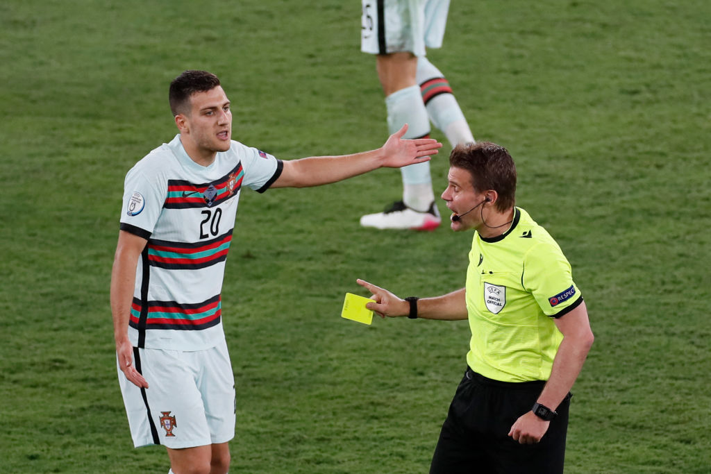 Ảnh bài viết Phát cuồng vì sao Bồ Đào Nha, fan M.U tuyên bố không cần Trippier