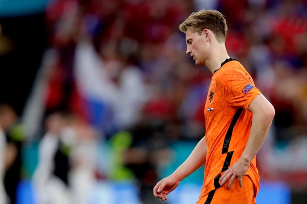 Ảnh bài viết Sao Hà Lan: “Có vẻ như toàn đội đã rất mệt mỏi”