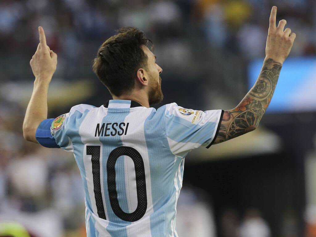 Messi lập cú đúp, Argentina hủy diệt Bolivia không thương tiếc