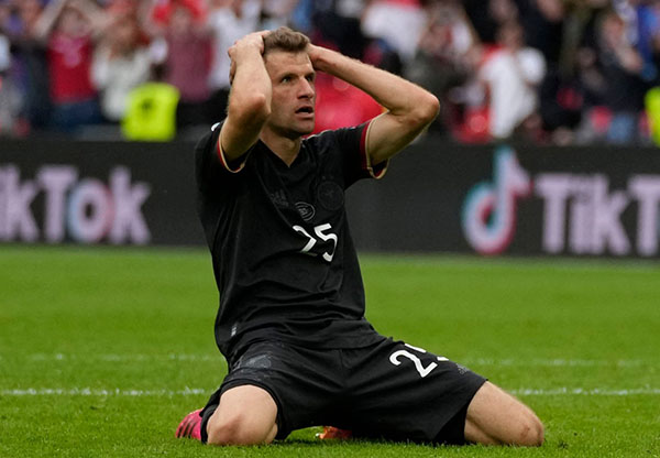 Ảnh bài viết Thomas Muller bỏ lỡ cơ hội mười mươi vì quá tự tin?