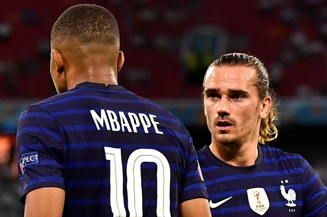 Ảnh bài viết Tiết lộ mâu thuẫn giữa Griezmann và Mbappe tại tuyển Pháp