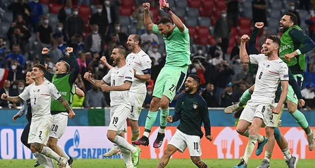 Ảnh bài viết 3 yếu tố giúp Ý hạ gục Bỉ: Lối chơi biến ảo