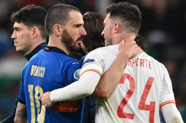 Ảnh bài viết Chấm điểm Ý: Điểm sáng khung gỗ; kinh nghiệm lão tướng